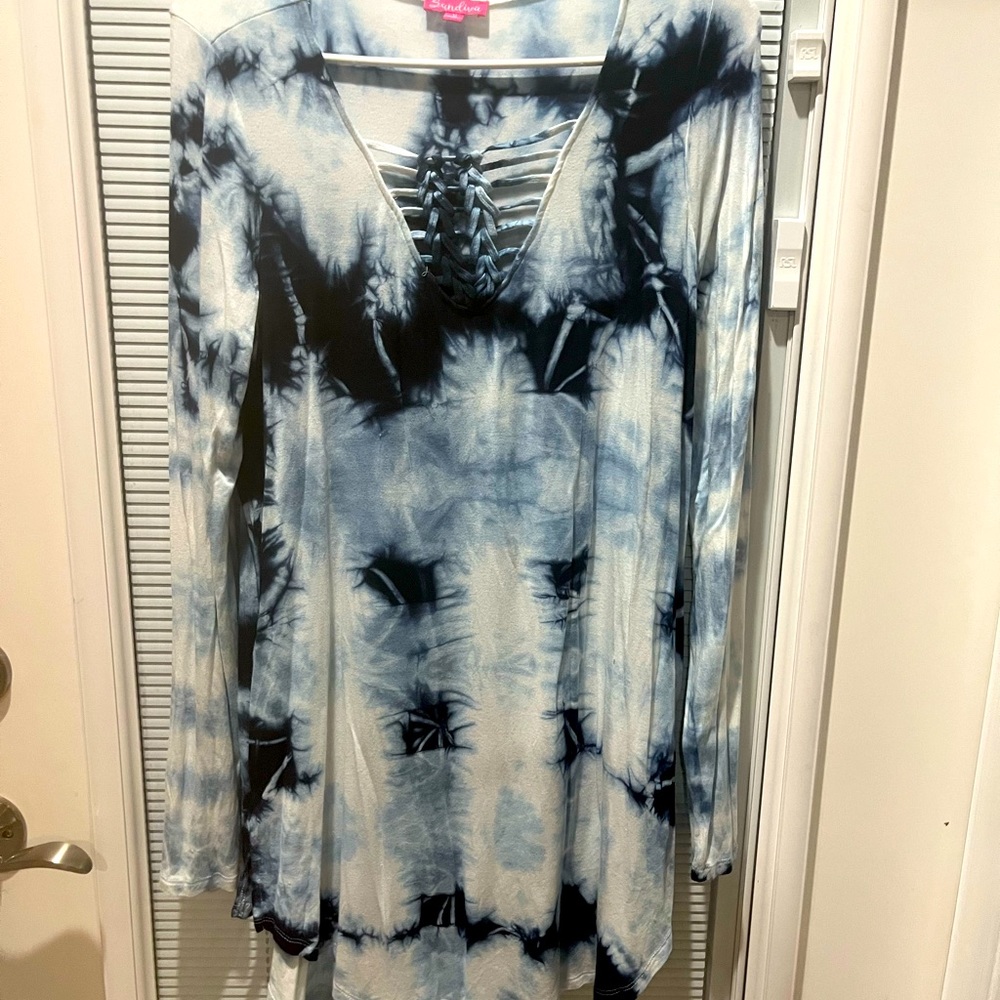 Tie-dye beach cover-up